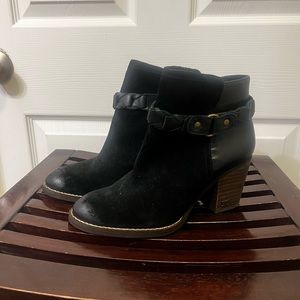 Sam Edelman black suede and leather boots, size 6. Brand new never worn.